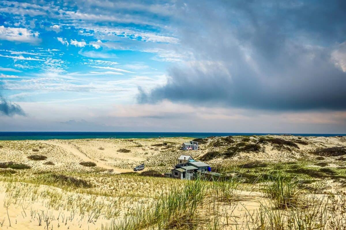 12216 - Beautiful Views Of Cape Cod Bay Access To Private Beach Easy Access To P-Town Труро Екстериор снимка