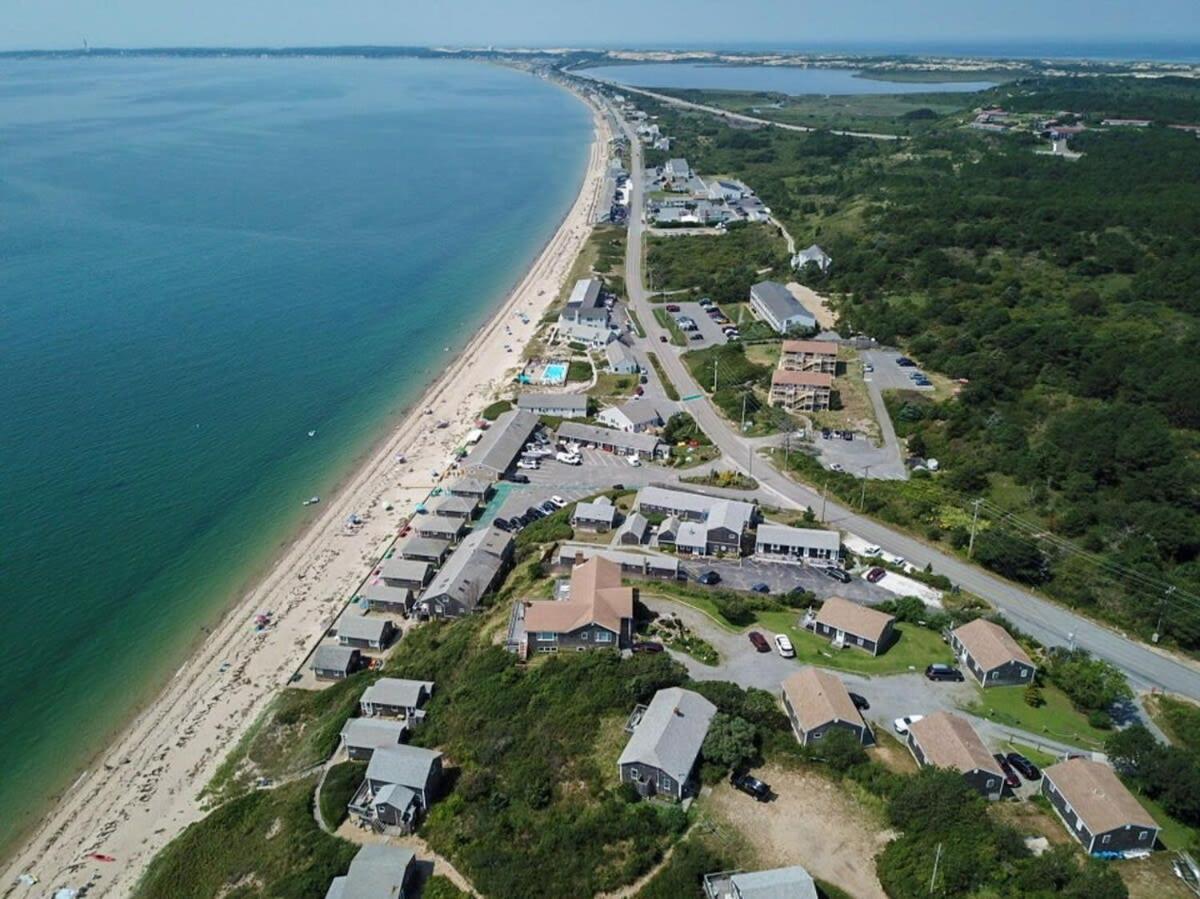 12216 - Beautiful Views Of Cape Cod Bay Access To Private Beach Easy Access To P-Town Труро Екстериор снимка